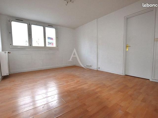 Appartement vente à Combs-la-Ville, Seine-et-Marne