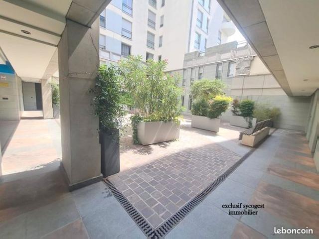 Appartement vente à Paris, Île-de-France