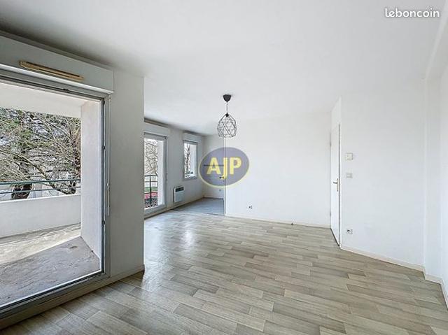 Appartement vente à Nantes, Couëron