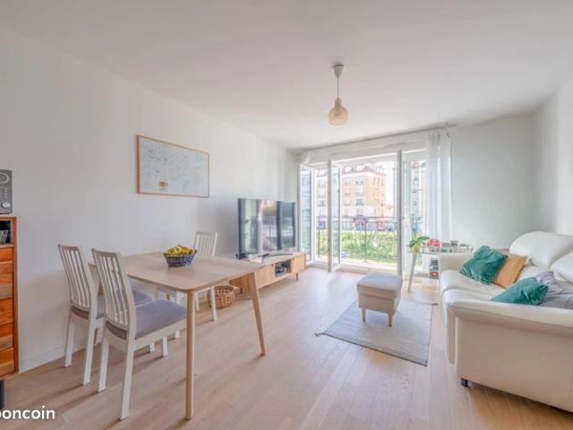 Appartement vente à Nanterre, La Garenne-colombes
