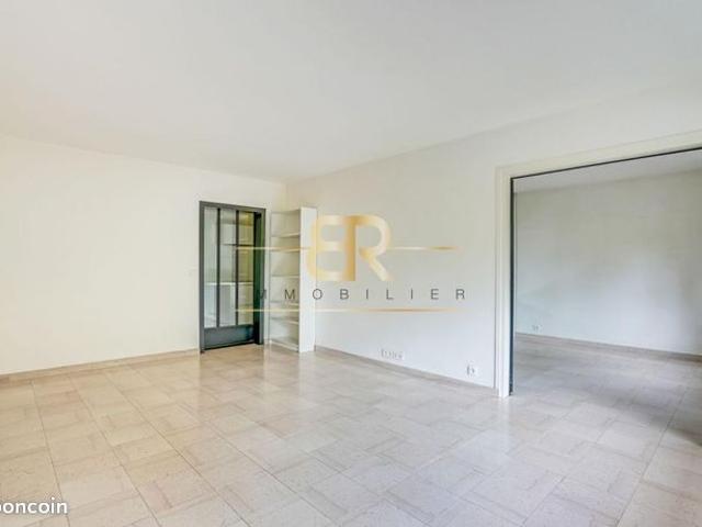 Appartement vente à Nanterre, Saint-cloud