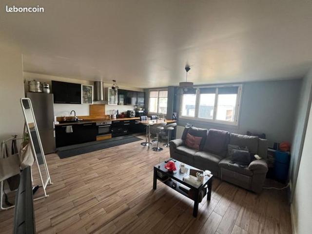 Appartement vente à Melun, Combs-la-ville