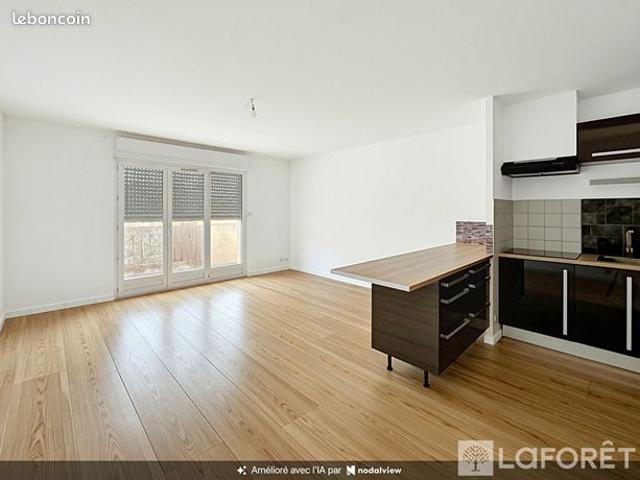 Appartement vente à Saint-Sulpice-et-Cameyrac, Gironde