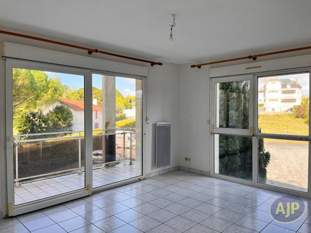 Appartement location à Saintes