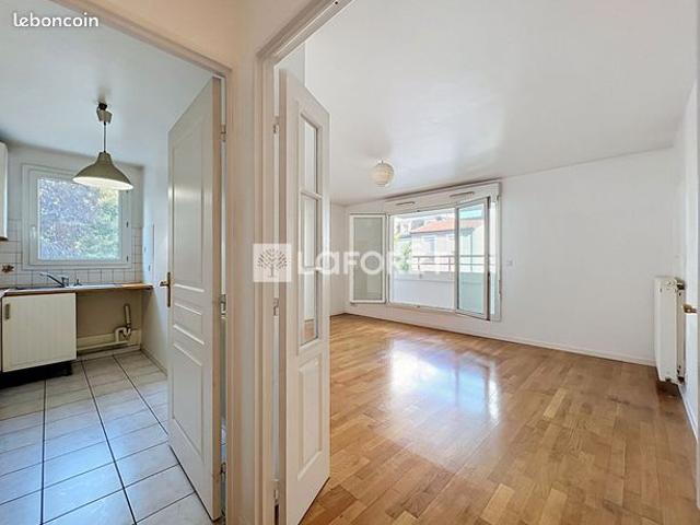 Appartement vente à Nanterre, Courbevoie