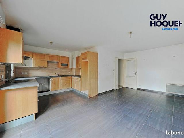 Appartement vente à Combs-la-Ville, Seine-et-Marne