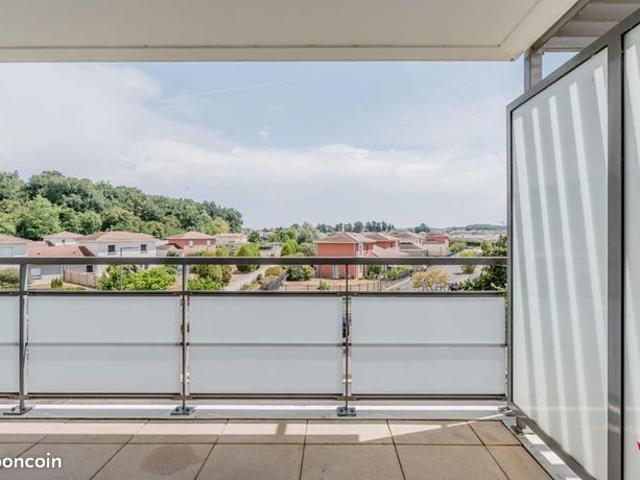 Appartement vente à La Tour-du-Pin, Villette-d'anthon