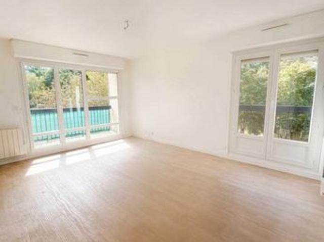Appartement vente à Maurepas, Somme