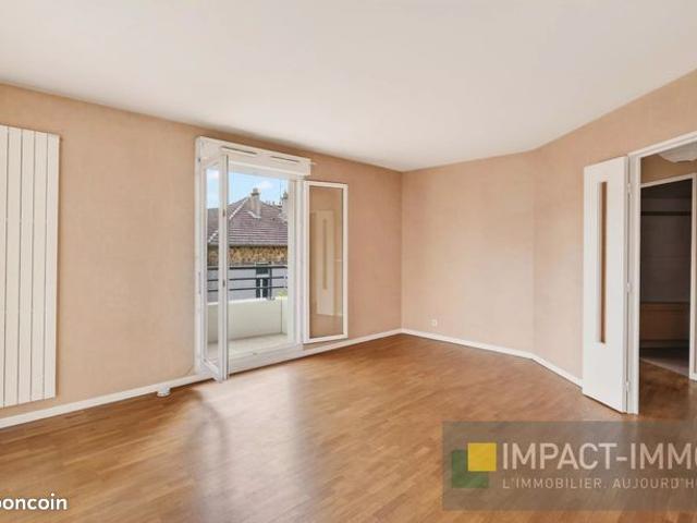 Appartement vente à Nanterre, Courbevoie