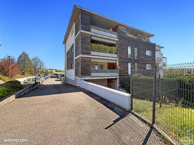 Appartement vente à La Tour-du-Pin, L'isle-d'abeau