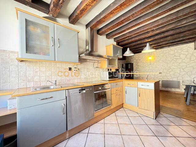 Appartement vente à Parking Place du Martroi, Orléans