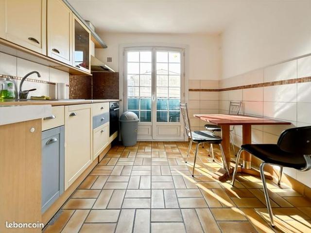Appartement vente à Arrondissement de Draguignan, Saint-raphaël