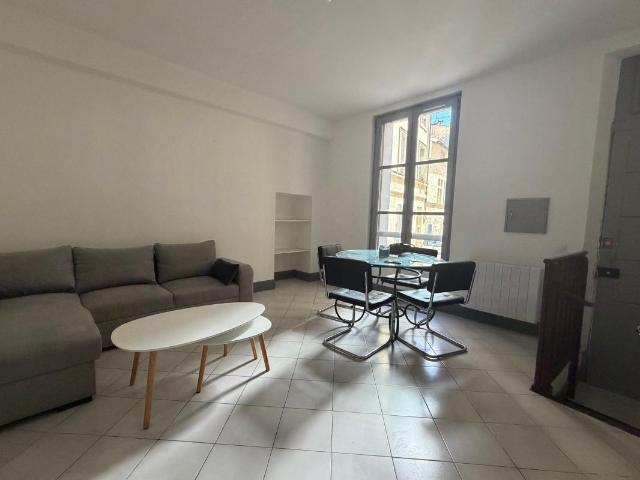 Appartement location à Nîmes, Beaucaire