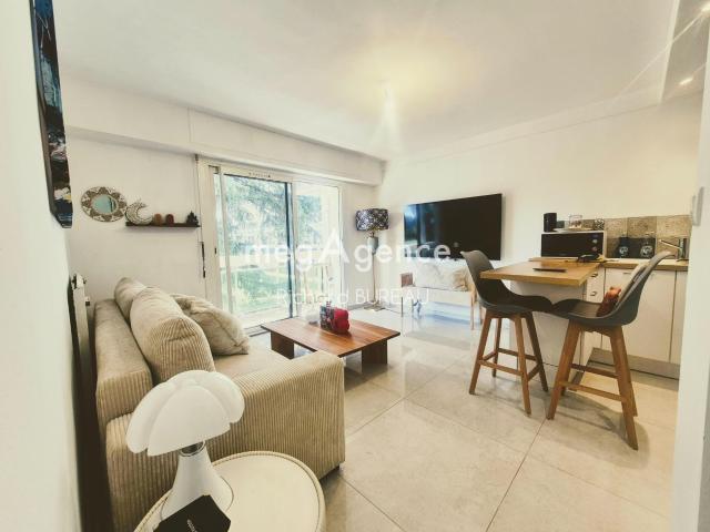 Appartement vente à Arrondissement de Toulon, Hyères