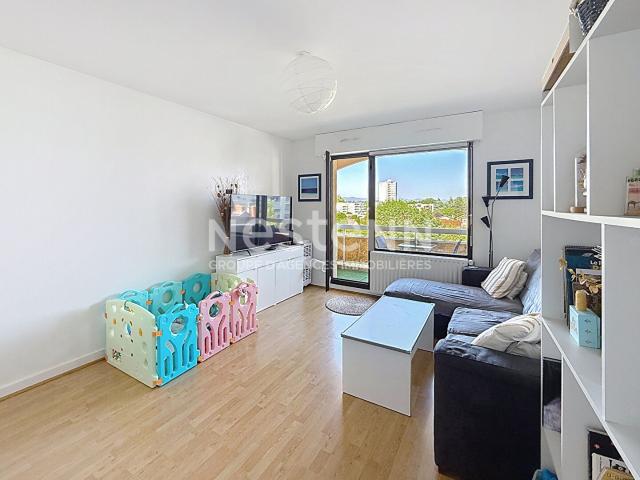Appartement vente à Mas de la Radie, Bron