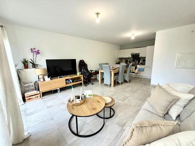 Appartement vente à Lardières, Méru