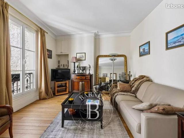 Appartement vente à Paris, Île-de-France