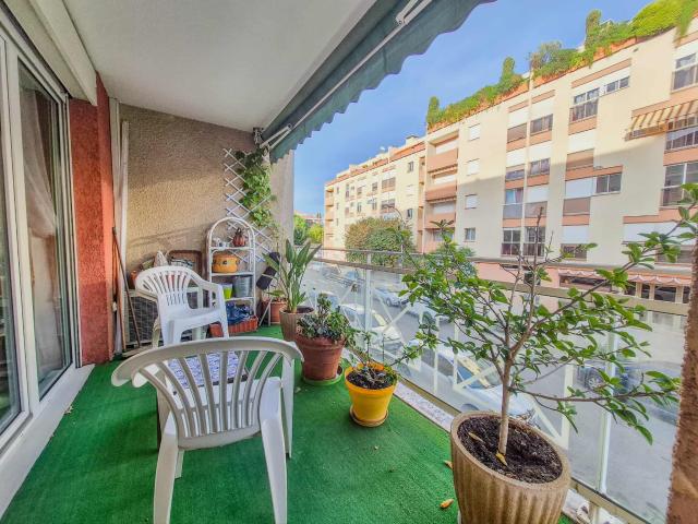 Appartement vente à Arrondissement de Toulon, Hyères