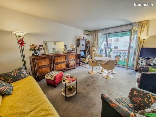 Appartement vente à Arrondissement de Toulon, Hyères