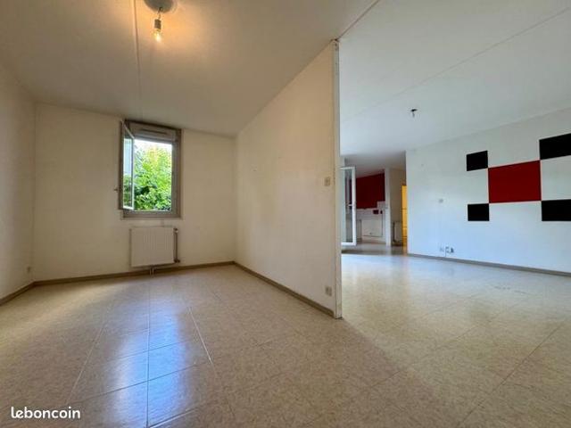 Appartement vente à Ussel, Saint-rémy