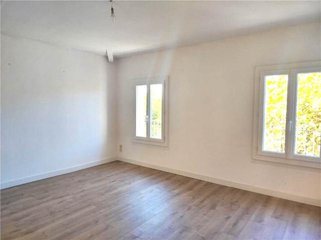 Appartement location à Carpentras, Valréas