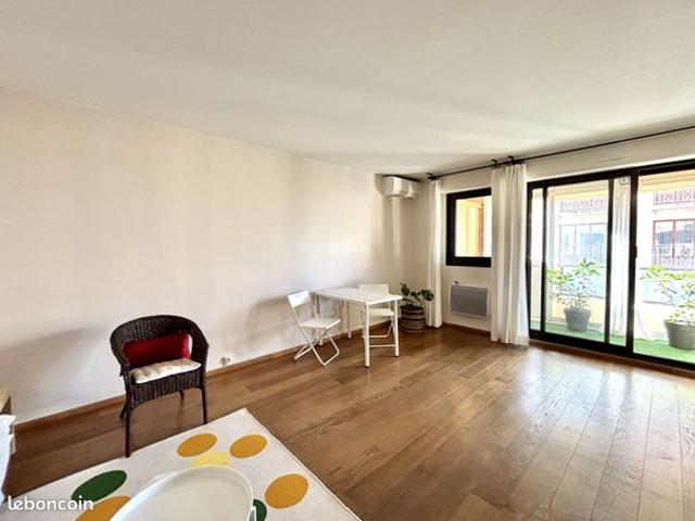 Appartement vente à Aix-en-Provence, Aix-en-provence