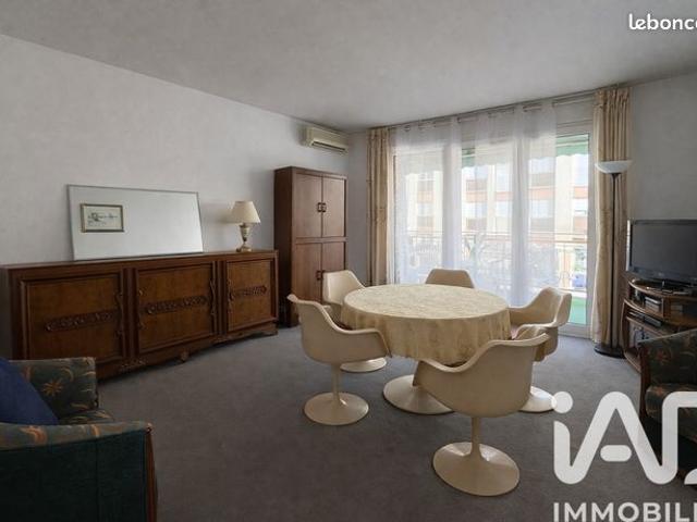 Appartement vente à Arrondissement de Toulon, Hyères