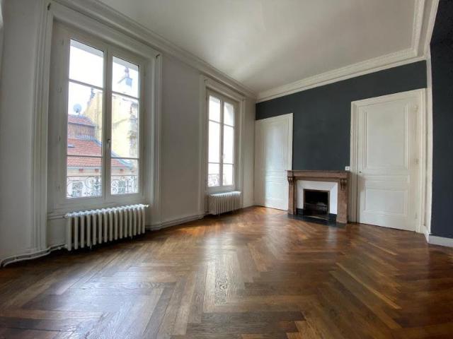 Appartement location à Saint-Étienne, Saint-etienne