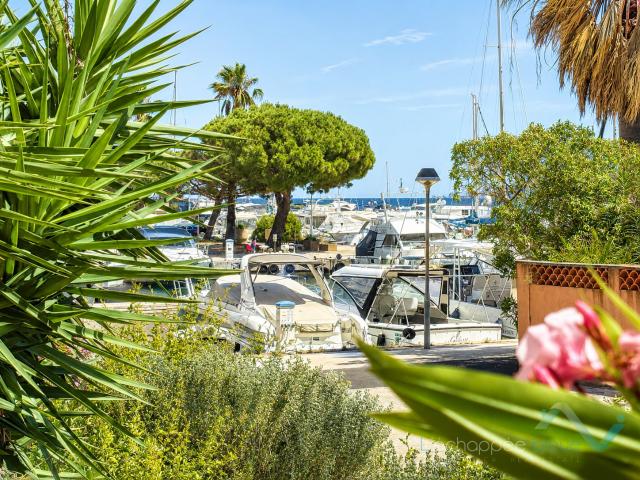 Appartement vente à Arrondissement de Toulon, Hyères