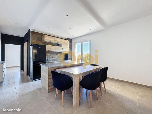 Appartement vente à Arrondissement de Draguignan, Saint-raphaël