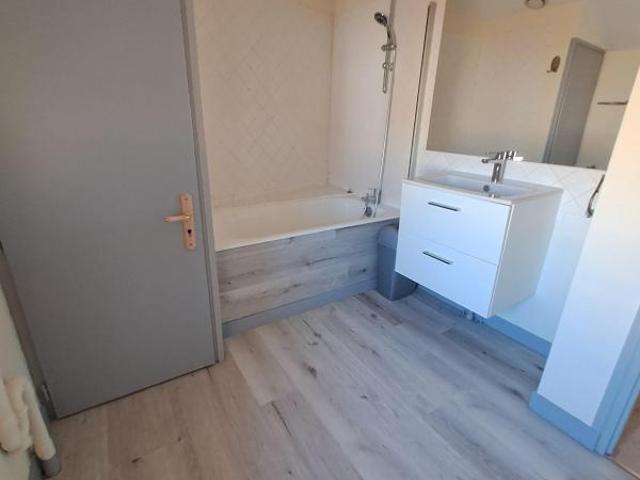 Appartement location à Saint-Jean-d'Angély, Courcelles