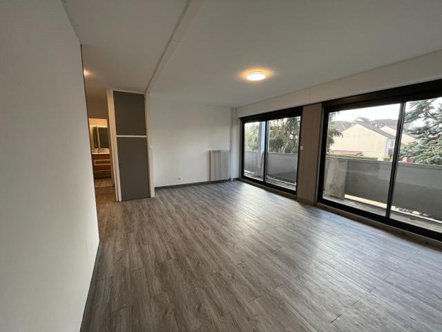 Appartement vente à Résidence Banville, Moulins