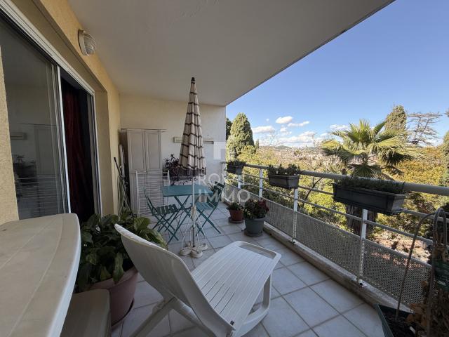 Appartement vente à Arrondissement de Toulon, Hyères