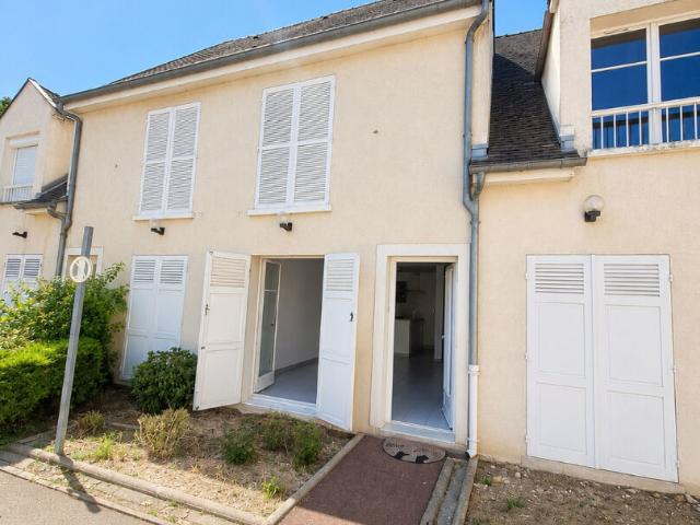 Appartement location à Fontainebleau, Montcourt-fromonville