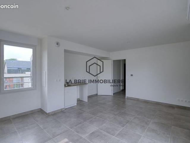 Appartement vente à Torcy, Emerainville
