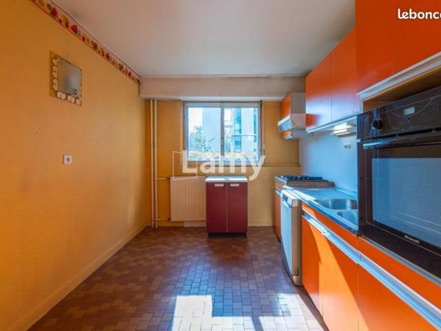 Appartement vente à Rueil-Malmaison, Hauts-de-Seine