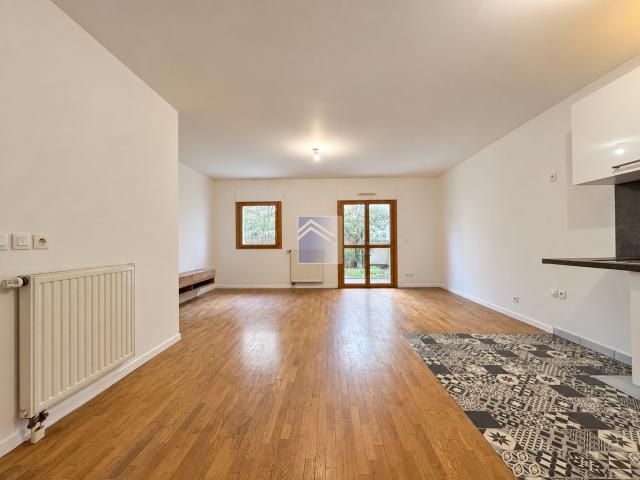 Appartement vente à Quartier Cœur de Ville, Courbevoie
