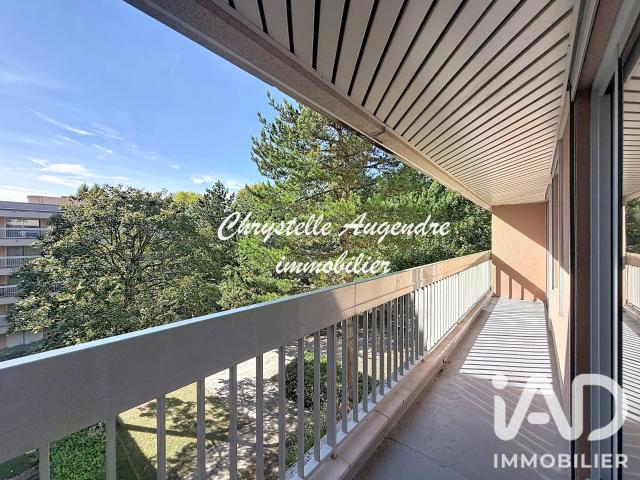 Appartement vente à Résidence les Aulnaies, Verrières-le-Buisson