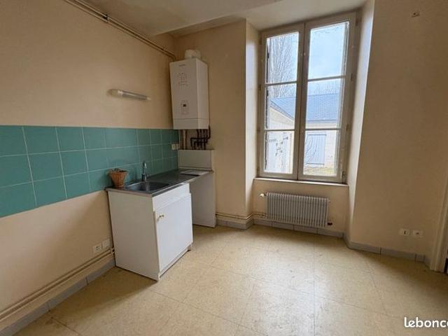 Appartement vente à Chinon, La Chapelle-sur-loire