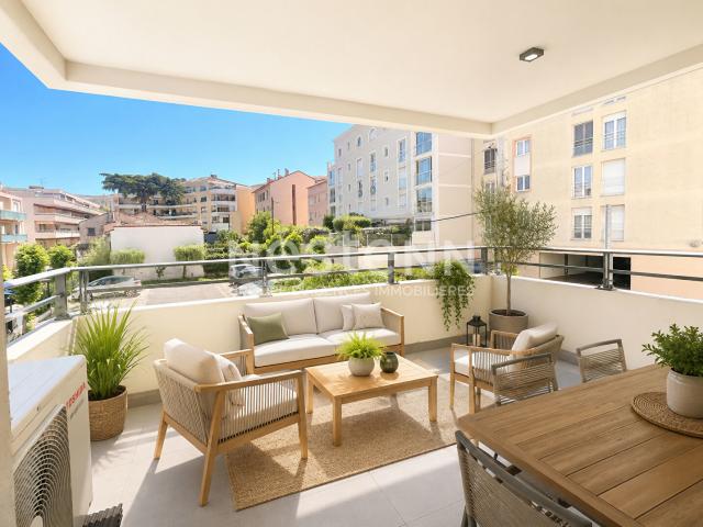 Appartement vente à Arrondissement de Draguignan, Saint-raphaël
