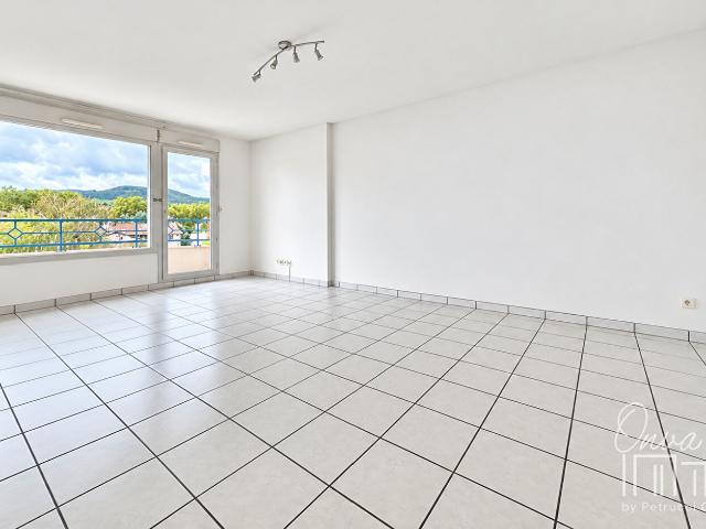 Appartement vente à Four à Chaux, Neuville-sur-Saône