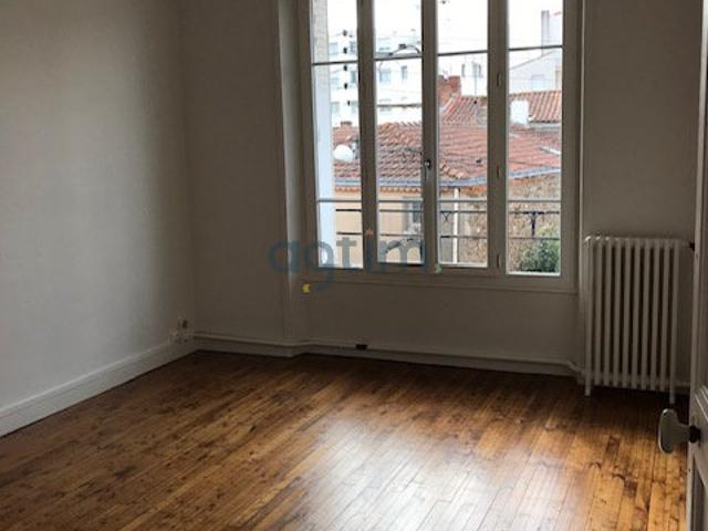 Appartement location à La Roche-sur-Yon, La Roche-sur-yon
