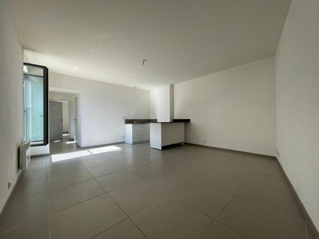 Appartement location à Arles, Cabannes