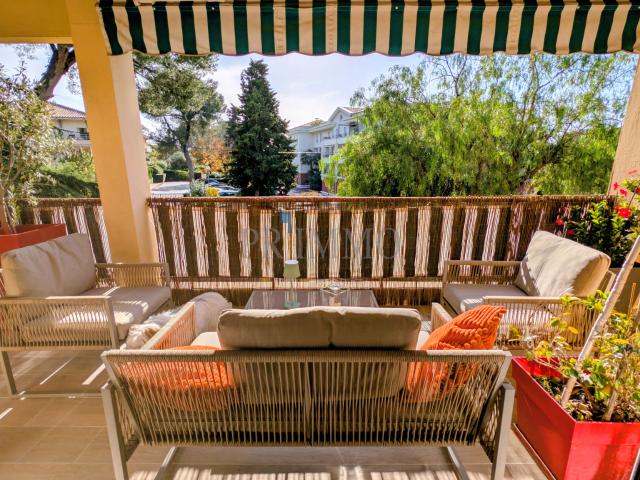 Appartement vente à Arrondissement de Draguignan, Saint-raphaël