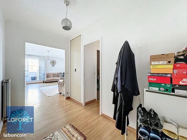 Appartement vente à Évry, Petit-bourg