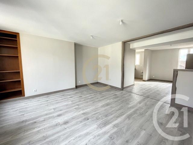 Appartement location à Saint-Laurent, Villeneuve-sur-Yonne