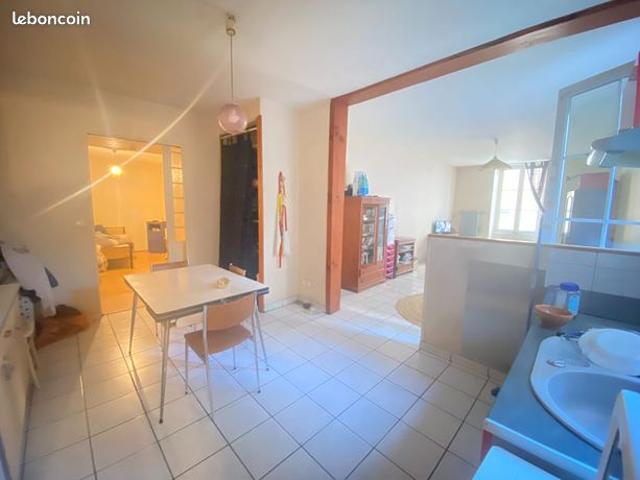 Appartement vente à Saintes