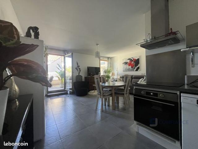 Appartement vente à Genas, Rhône