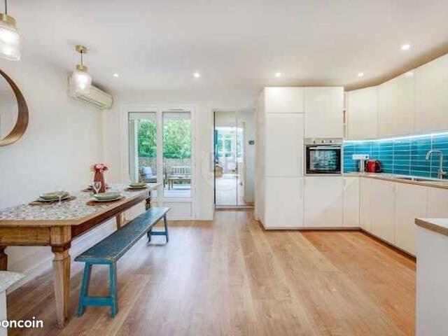 Appartement vente à Arrondissement de Draguignan, Saint-raphaël