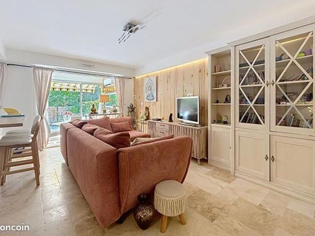 Appartement vente à Arrondissement de Draguignan, Fréjus